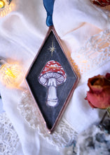 Load image into Gallery viewer, Amanita Star Ornament