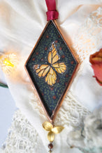 Load image into Gallery viewer, Monarch + Leaf Ornament