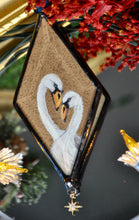 Load image into Gallery viewer, Swan Couple Ornament