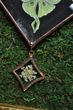 Load image into Gallery viewer, Large Luna Ornament - Black