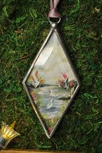 Load image into Gallery viewer, Swan II Ornament