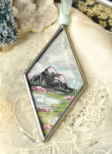 Load image into Gallery viewer, Swan I Ornament