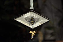 Load image into Gallery viewer, Bee + Leaf Ornament