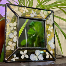 Load image into Gallery viewer, Hydrangea Mirror