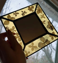 Load image into Gallery viewer, Hydrangea Mirror