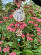Load image into Gallery viewer, White Pumpkin + Cosmos Chain