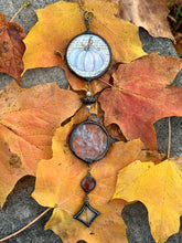 Load image into Gallery viewer, White Pumpkin + Wild Grass Chain