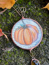 Load image into Gallery viewer, Orange Pumpkin + Leaf Chain