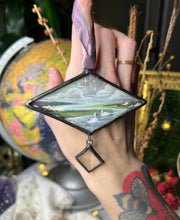 Load image into Gallery viewer, Swan III Ornament