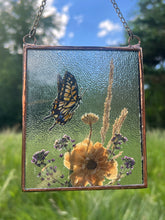 Load image into Gallery viewer, Swallowtail + Anemone