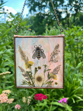 Load image into Gallery viewer, Bee + Wildflowers