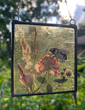 Load image into Gallery viewer, Bee + Rose