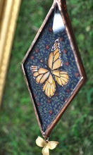 Load image into Gallery viewer, Monarch + Leaf Ornament
