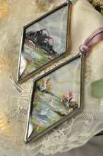 Load image into Gallery viewer, Swan I Ornament
