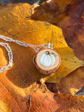 Load image into Gallery viewer, White Pumpkin Necklace
