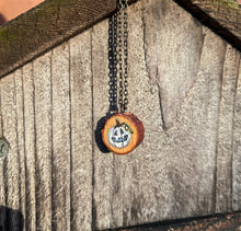 Load image into Gallery viewer, Jack O’Lantern Necklace
