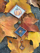 Load image into Gallery viewer, Orange Pumpkin + Orange Hawkweed Chain

