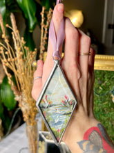 Load image into Gallery viewer, Swan II Ornament
