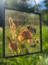Load image into Gallery viewer, Bee + Rose
