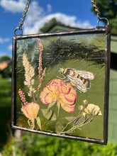 Load image into Gallery viewer, Bee + Rose
