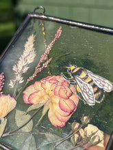 Load image into Gallery viewer, Bee + Rose

