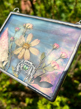 Load image into Gallery viewer, Jumping Spider + Cosmos + Rosebuds
