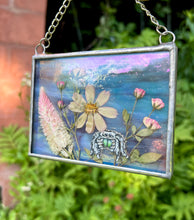Load image into Gallery viewer, Jumping Spider + Cosmos + Rosebuds
