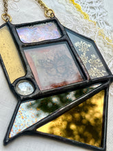 Load image into Gallery viewer, Monarch - Mini
