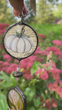 Load and play video in Gallery viewer, White Pumpkin + Wild Grass Chain
