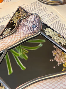 Snake Mirror